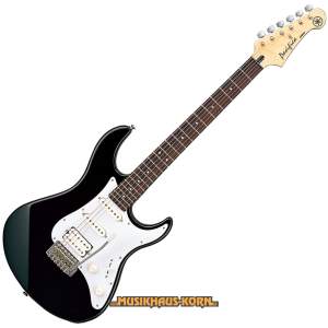 Yamaha Pacifica 012 Black